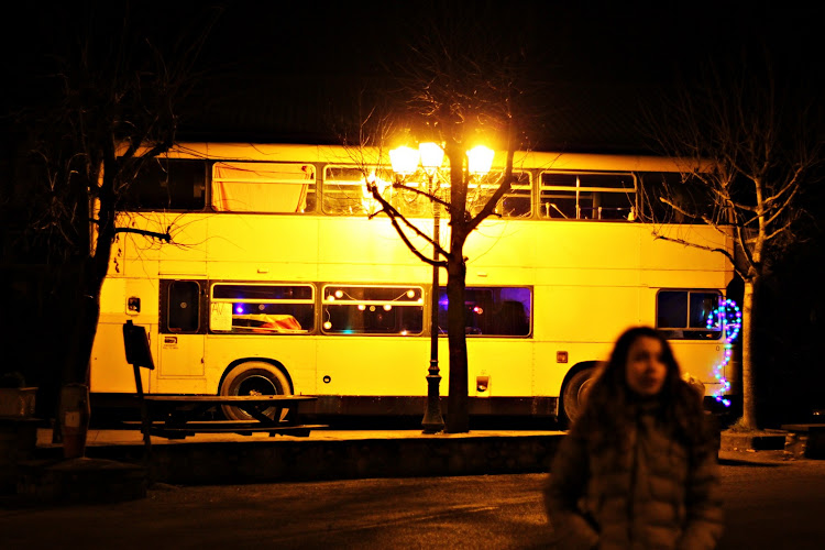 Bus location hébergement et séjour à Carla-Bayle