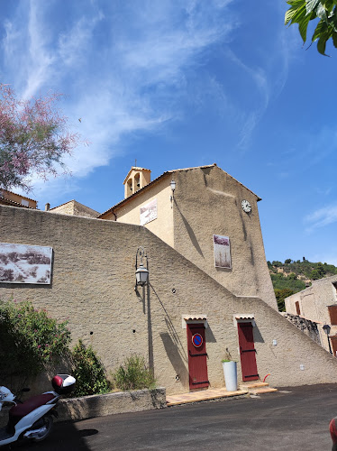 Camping Municipal Les Roches à Sainte-Croix-du-Verdon