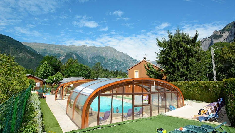 Camping la Rencontre du Soleil à Le Bourg-d'Oisans