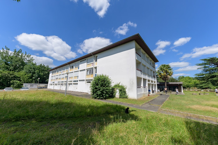 Habitat Jeunes Pau Pyrénées à Gelos