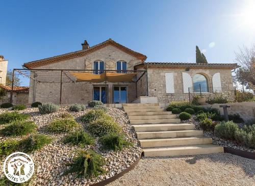 Gîtes de France® - VILA CABANES 46 à LE MONTAT