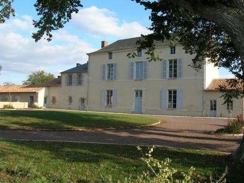 Le Logis de la Guichardière à AIRVAULT