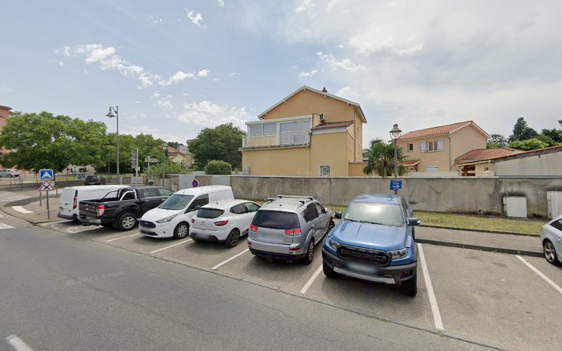 Villa Sérézine à Sérézin-du-Rhône