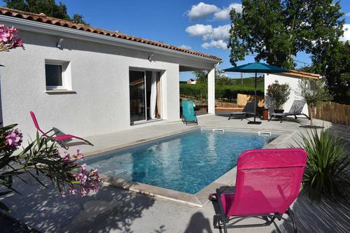 Gîte des Clapas - Villa Flora à Balazuc