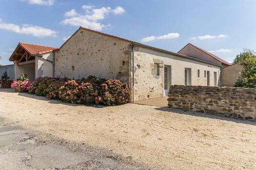 La Maison du Charpentier à VIEILLEVIGNE