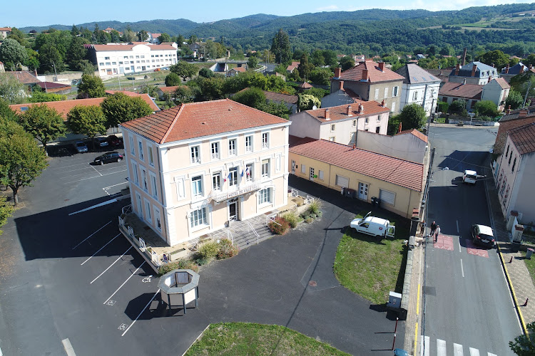 Hall - Municipal Library à Brassac-les-Mines