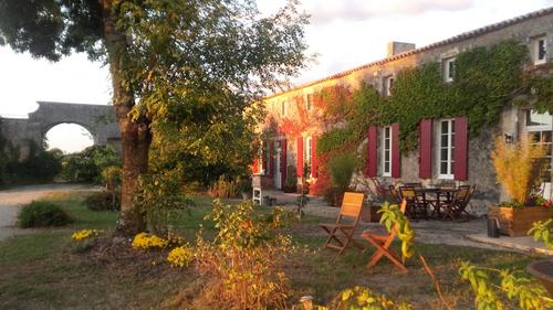 Logis de Bois Roche à Saint-Bonnet-sur-Gironde