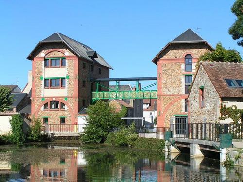 Les Grands Moulins