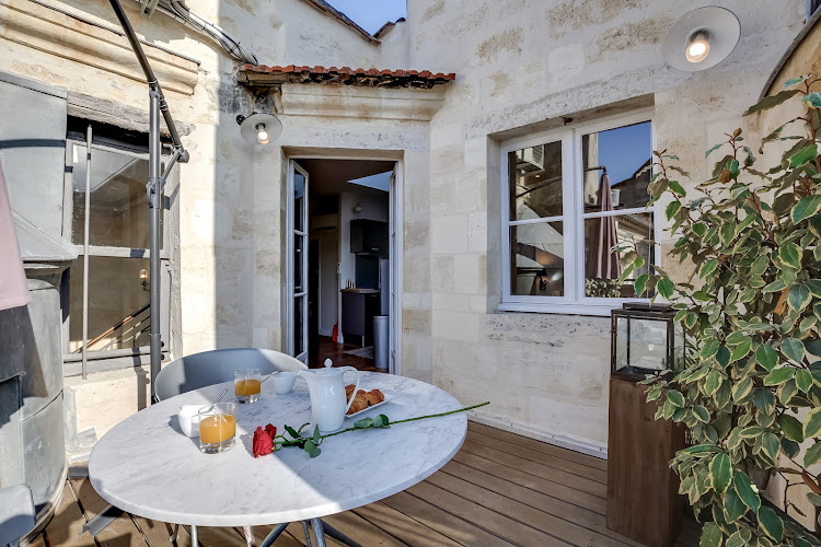 Appartement Place Gambetta à Bordeaux