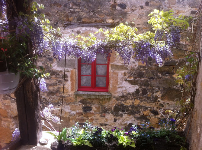 La Goutte-Fangeas (chambres d hôtes chambres d hôtes en Auvergne à Saint-Maurice