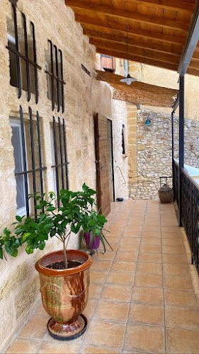 Chambres D Hôtes Restaurant Tout Simplement Uzes à Flaux