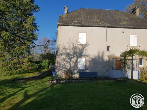 Gîte de L'ESCUROTTE à Marcillac La Croisille