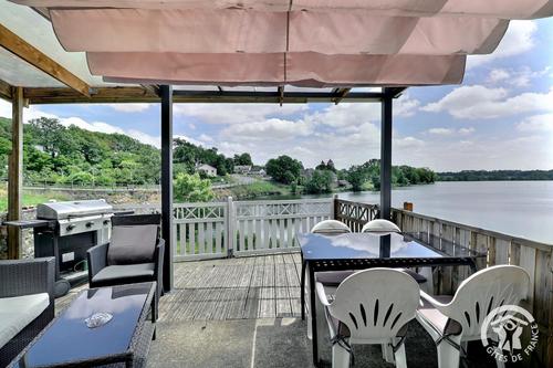 Le Logis du Lac à Bain De Bretagne