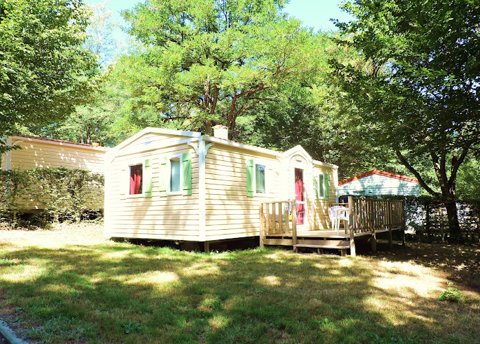 Camping Cantal the Garoustel à Saint-Gérons