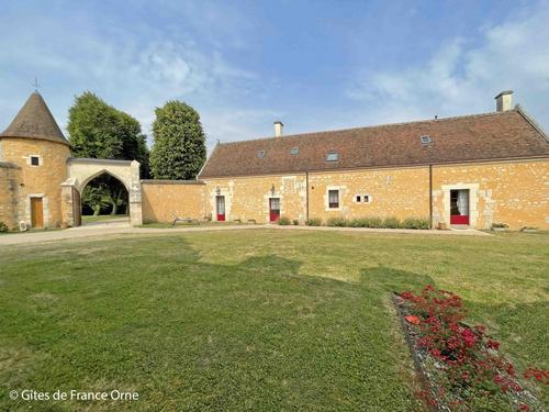 Domaine de La Gaulardière - gîte 12 personnes à Mauves Sur Huisne