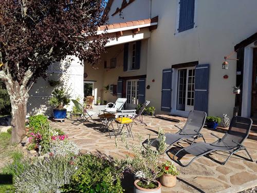 La Maison Bleue à Rosieres