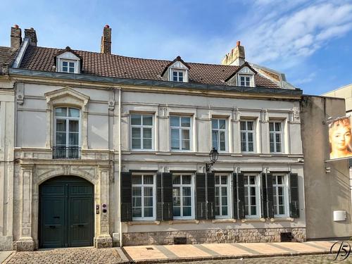 La demeure Numéro 5