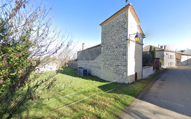 Les Cypres à Donnazac