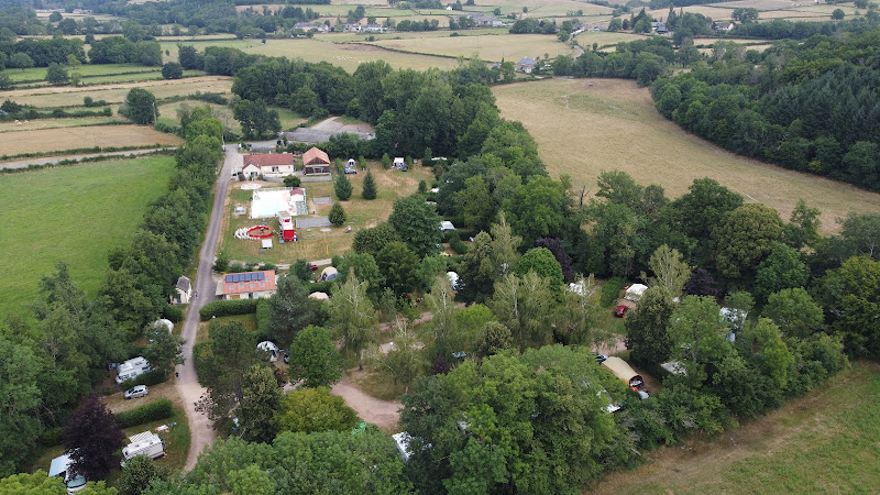 Camping Les 2 Rivières à La Celle-en-Morvan