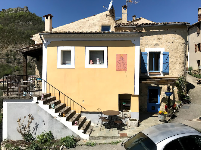 Les gîtes du cantonnier à Cornillon-sur-l'Oule
