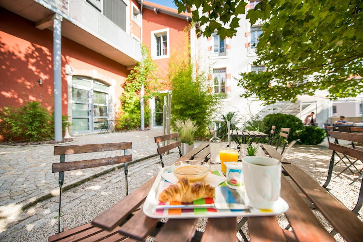 Appart hôtel Des Capucins SARL à Le Puy