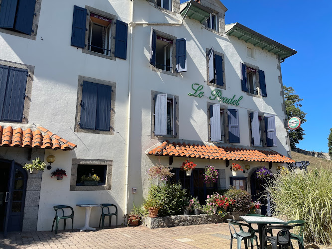 Le Pradel à Saint-Étienne-Cantalès