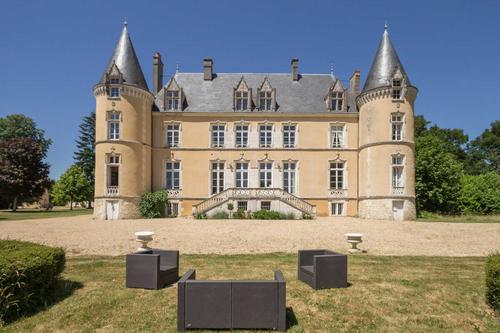Château de Blavou à Saint Denis Sur Huisne