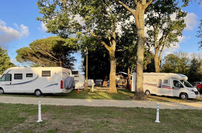 Aire Camping Car à Meschers-sur-Gironde