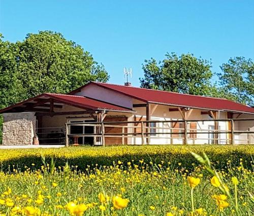 Domaine des Montis à Fay En Montagne