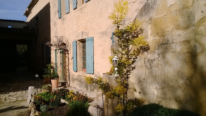 M.V. Castillon à Castillon-du-Gard