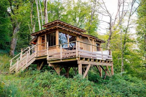 Cabane perchée 2 à Estipouy