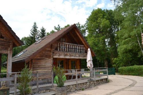 Le Chalet Tierra à Andelot En Montagne