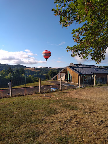 Domaine du Lac Fondation Jean Moulin à Aydat