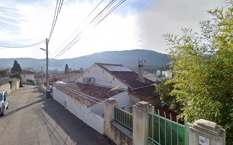 La Penne à La Penne-sur-Huveaune