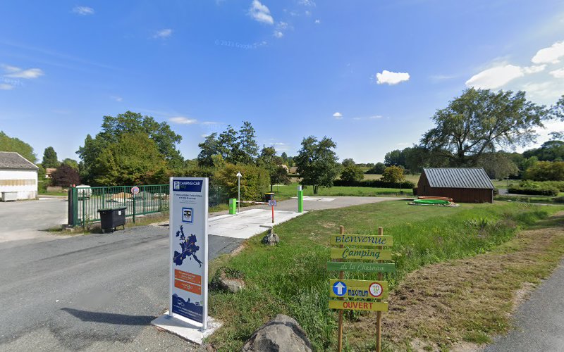 Area camping Cars a pagamento à Marigné-Laillé