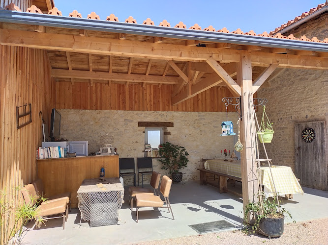 Gîte de la Briqueterie à Le Grand-Madieu