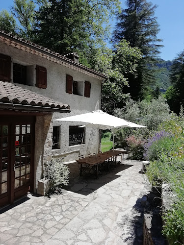 Gîte de groupe de La Source des Lutins à Gorniès