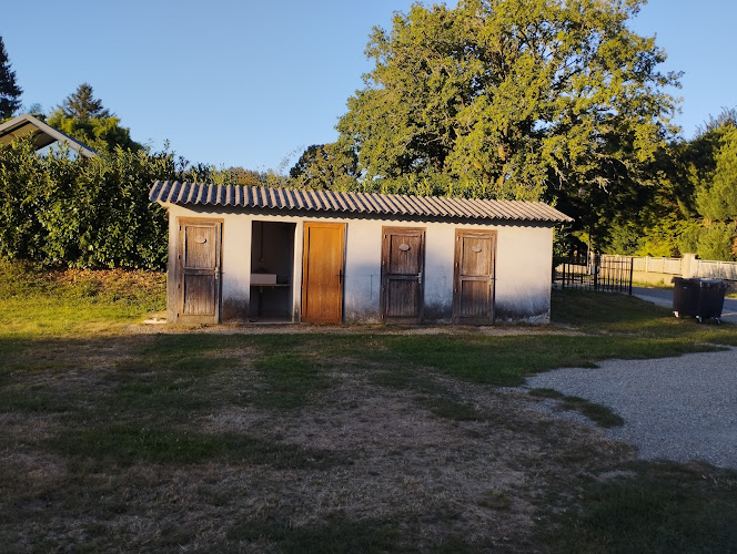 Aire naturelle camping car à Saint-Julien-le-Petit