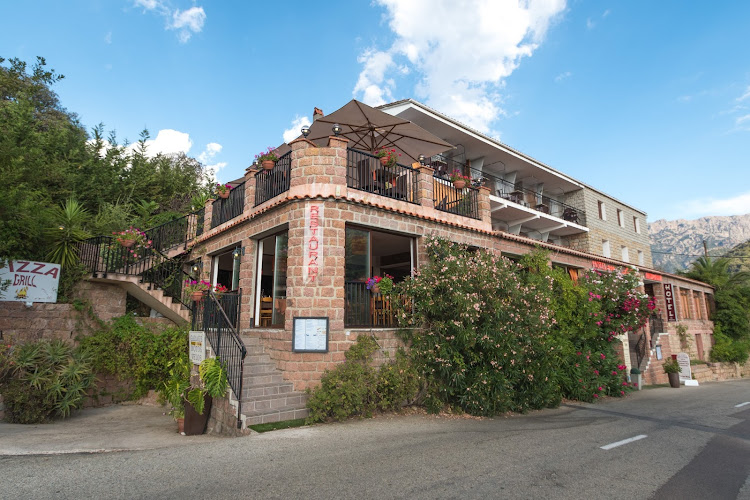 Hôtel Le Porto à Porto-Ota