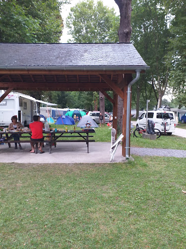 Camping Municipal iseste à Izeste