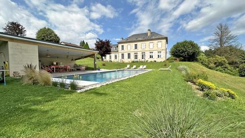 Domaine de Juriol à Le Palais Sur Vienne
