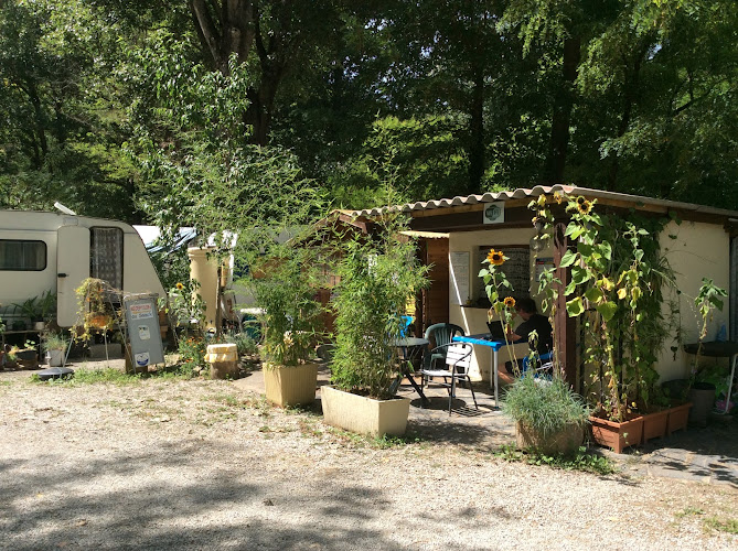 Camping Les Peupliers à Peyreleau