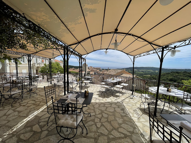 Hôtel - Restaurant L Ecurie du Castellas à Ramatuelle