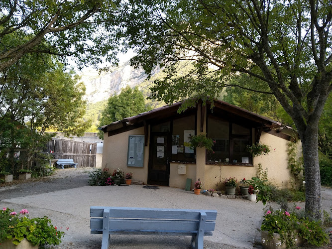 Camping Municipal les Aires à Rémuzat