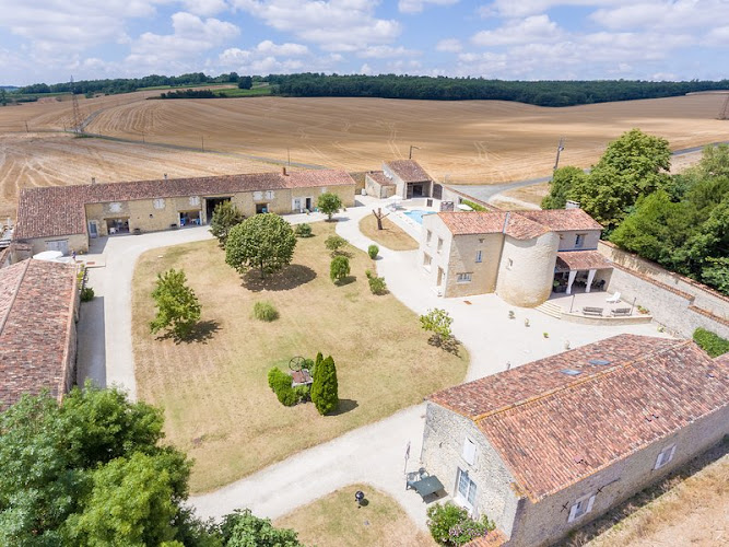 Le Vieux Monastère à Saint-Hilaire-de-Villefranche