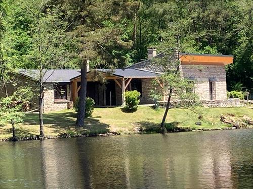 Petit Paradis au coeur du Morvan à Dun Les Places