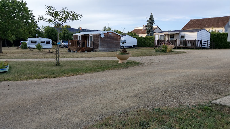 Camping Les Ormes à Les Ormes