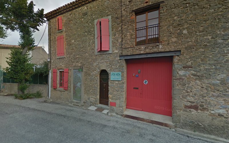 Sous l olivier à Trausse