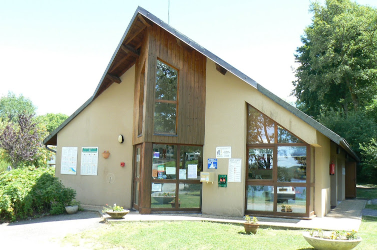 Camping Les Terrasses du Lac à Royère-de-Vassivière