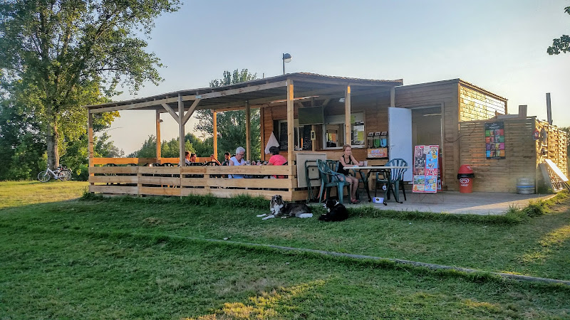 Plein Air Base and Recreation à Saint-Nicolas-de-la-Grave